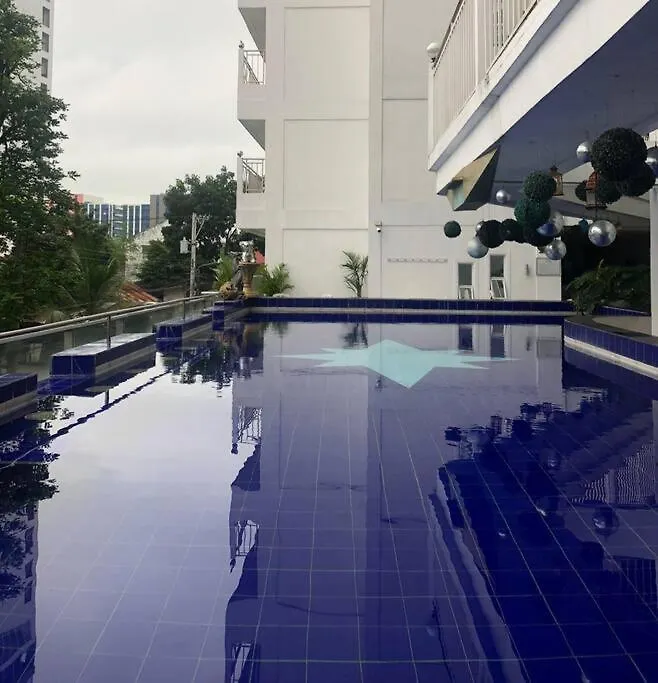 Apartment Sheryll Escapes - Kandi Posh 1Br With King Bed, Fibre Wi-Fi & Free Housekeeping Angeles Philippines